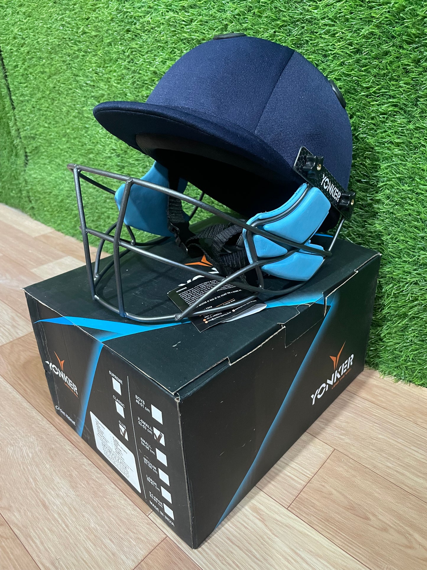 Yonker Club Helmet