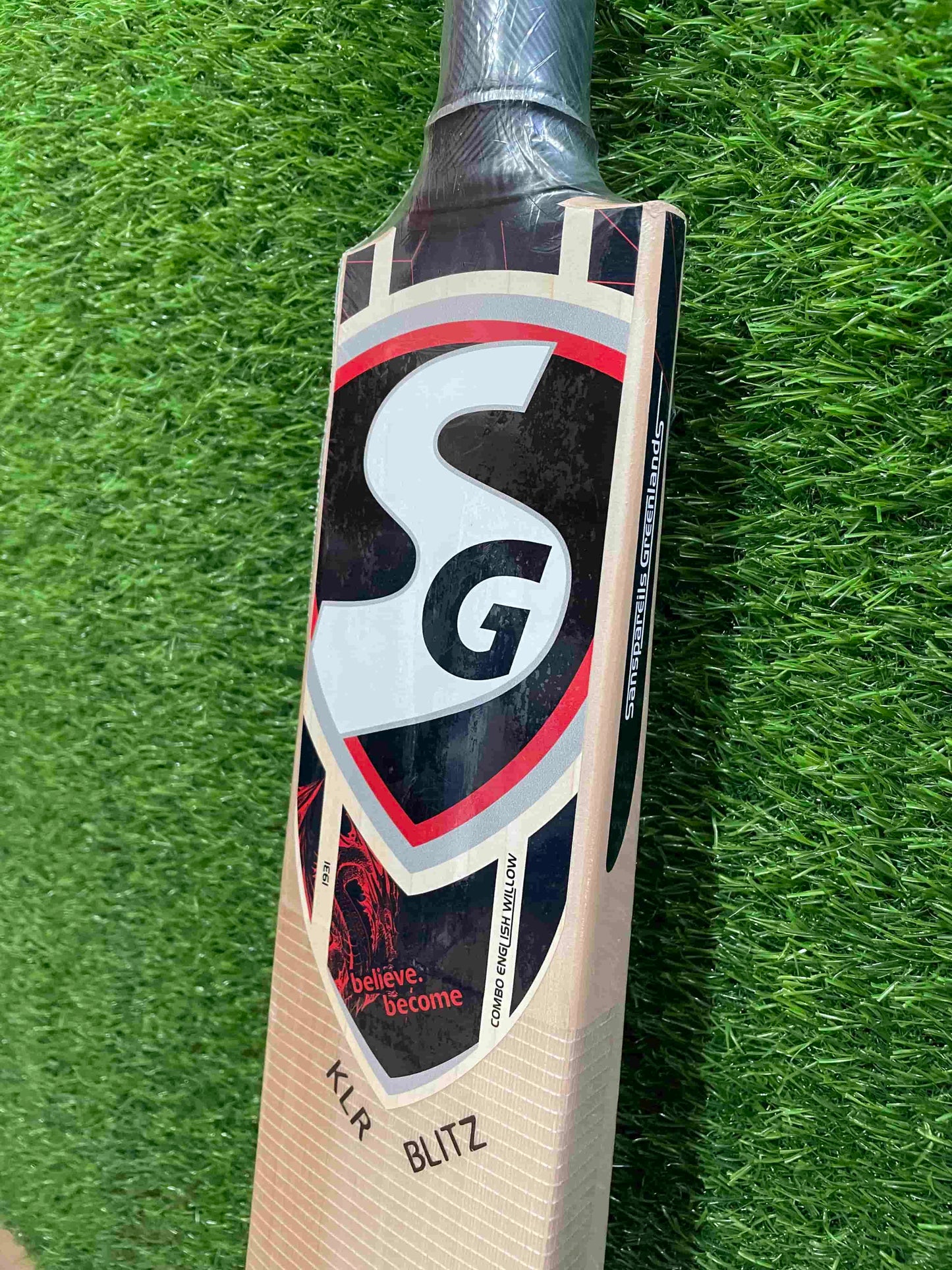 SG KLR Blitz English Willow Bat
