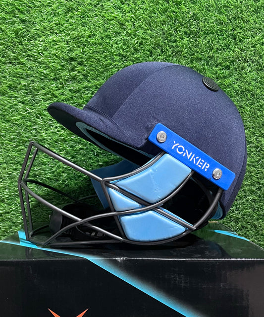 Yonker Middle Order Helmet
